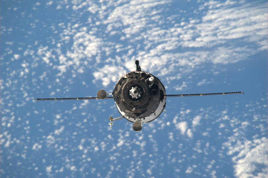 Russia Eyes Soyuz Upgrades for Mission Around the Moon